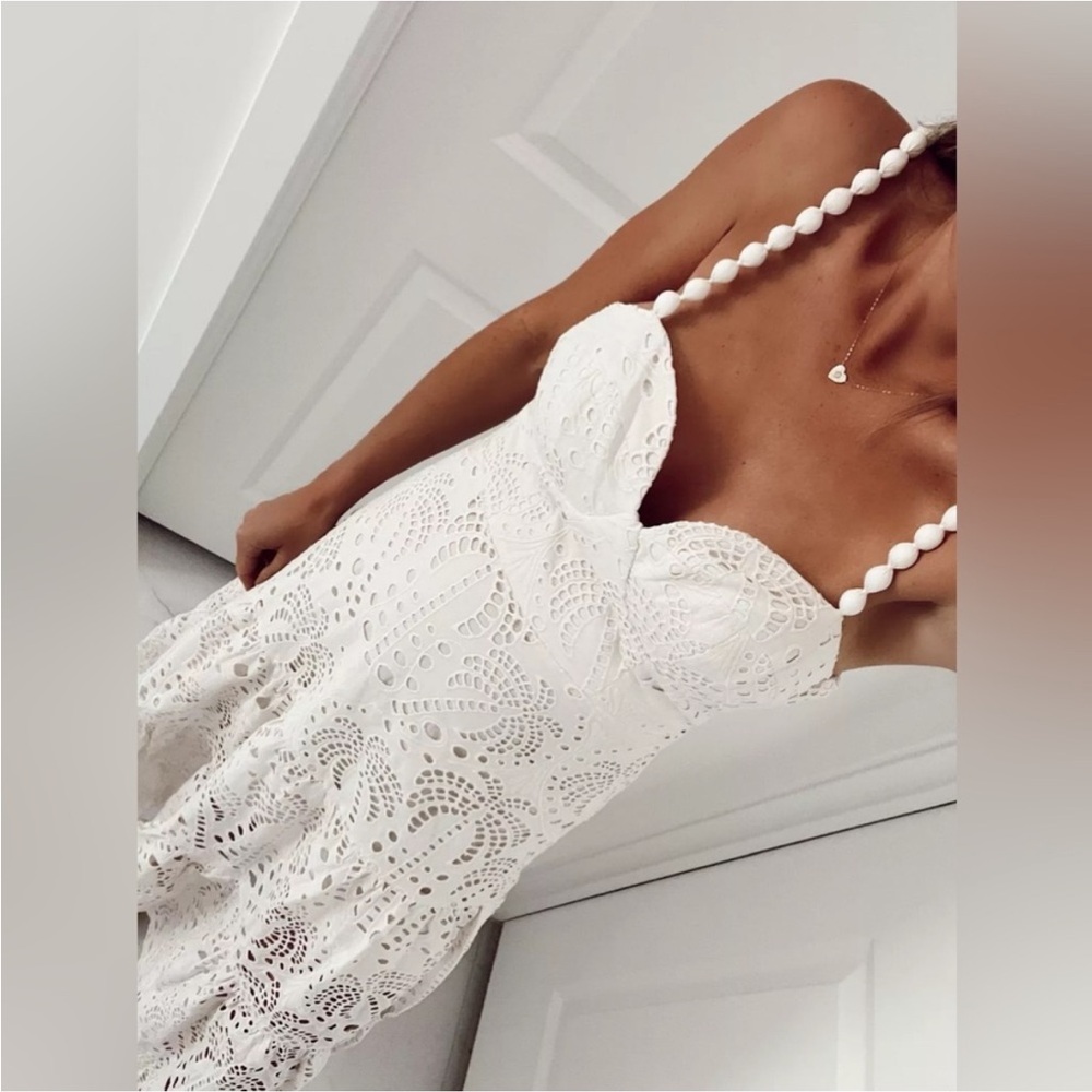 FARM Rio Richlieu Palm Eyelet Lace Elegant White Midi Dress